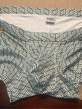 Men's Green Geometric Swim & Bike Shorts